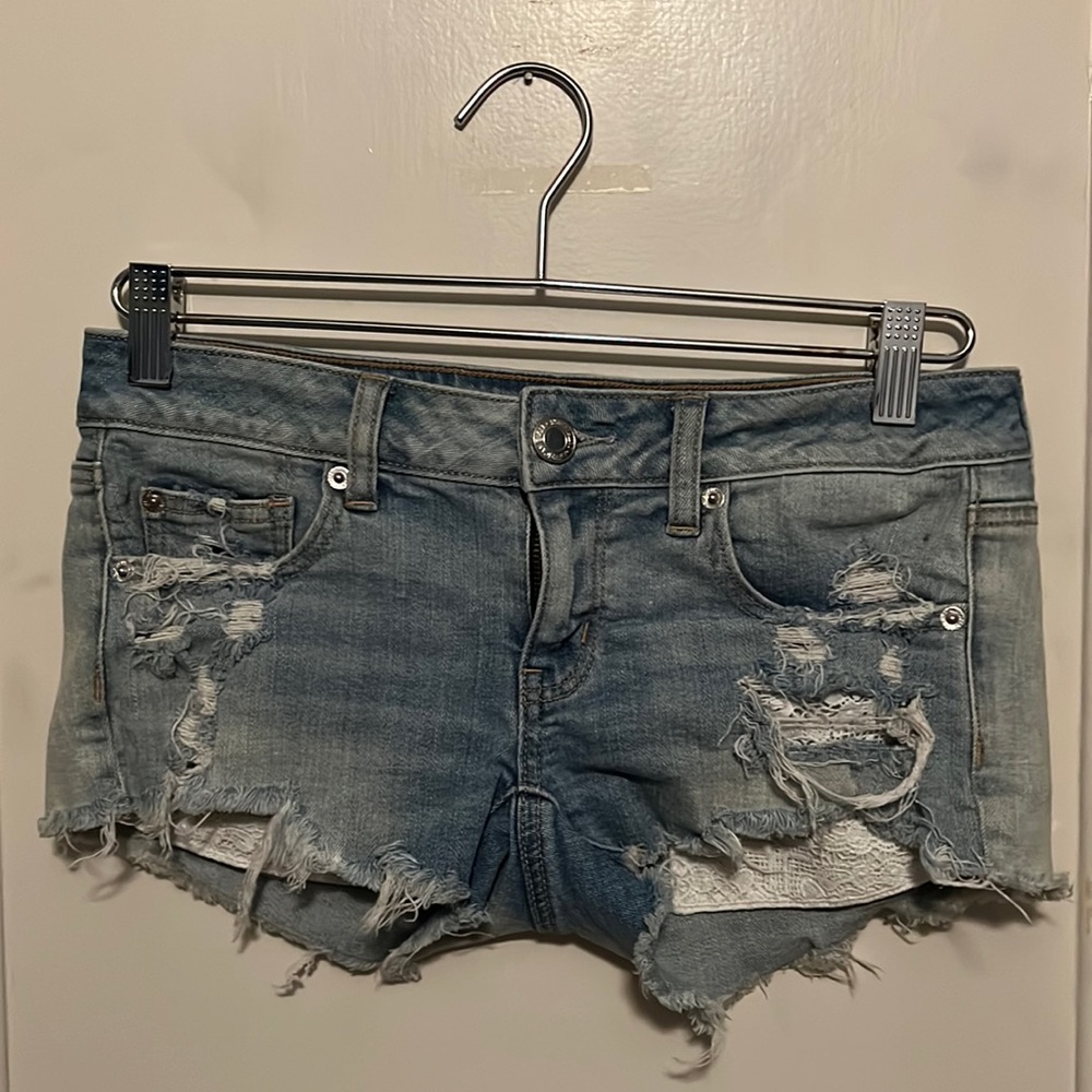 AMERICAN EAGLE low rise shorts